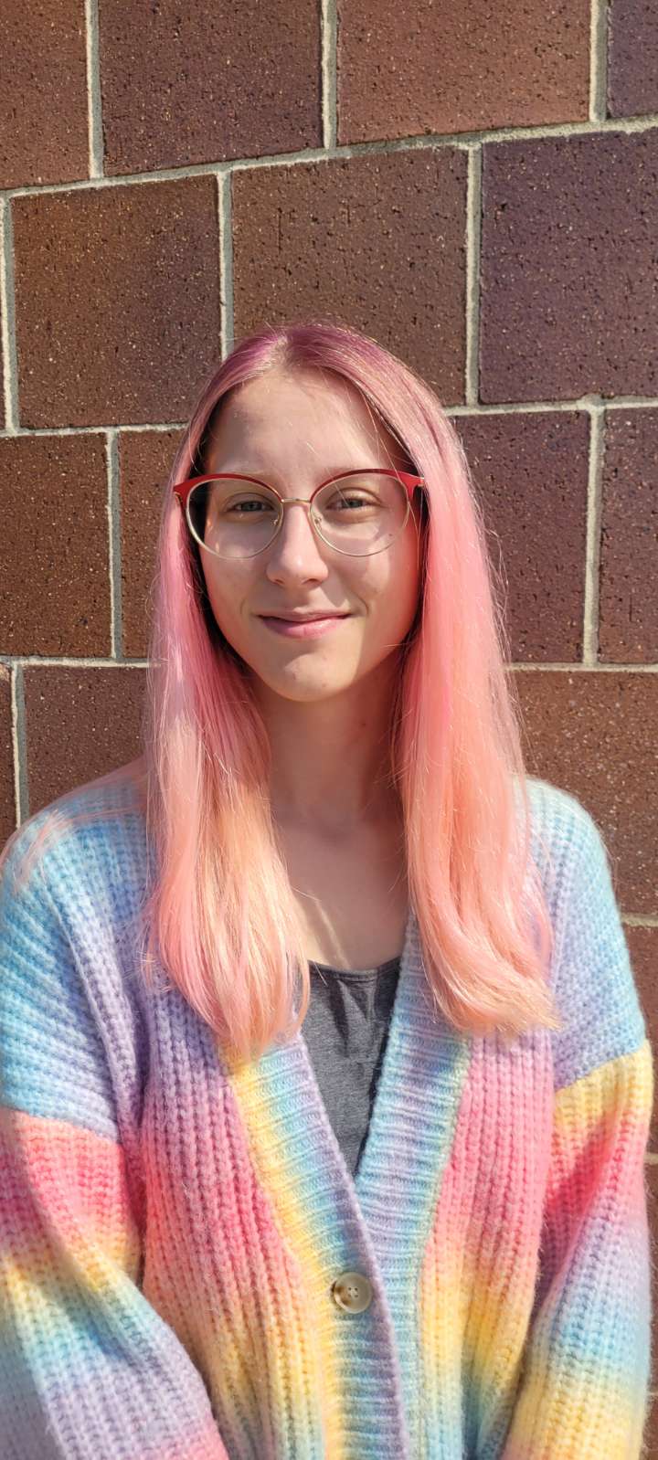 Isabelle Davis - Art Educator